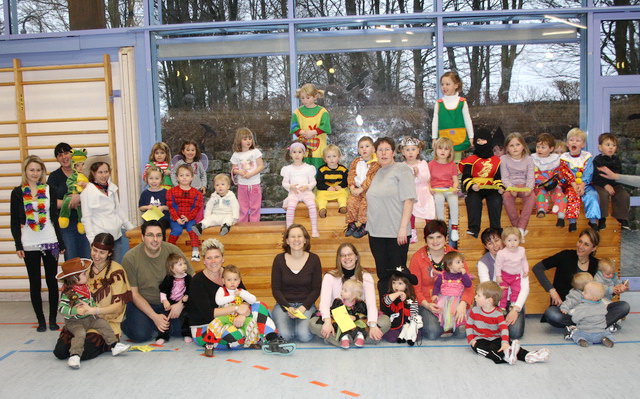 Eltern-Kind-Turnen und Turnen ab 4 Jahre