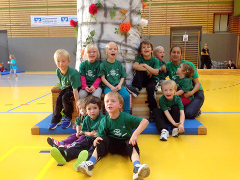 Turnkinder im Reich der Märchen