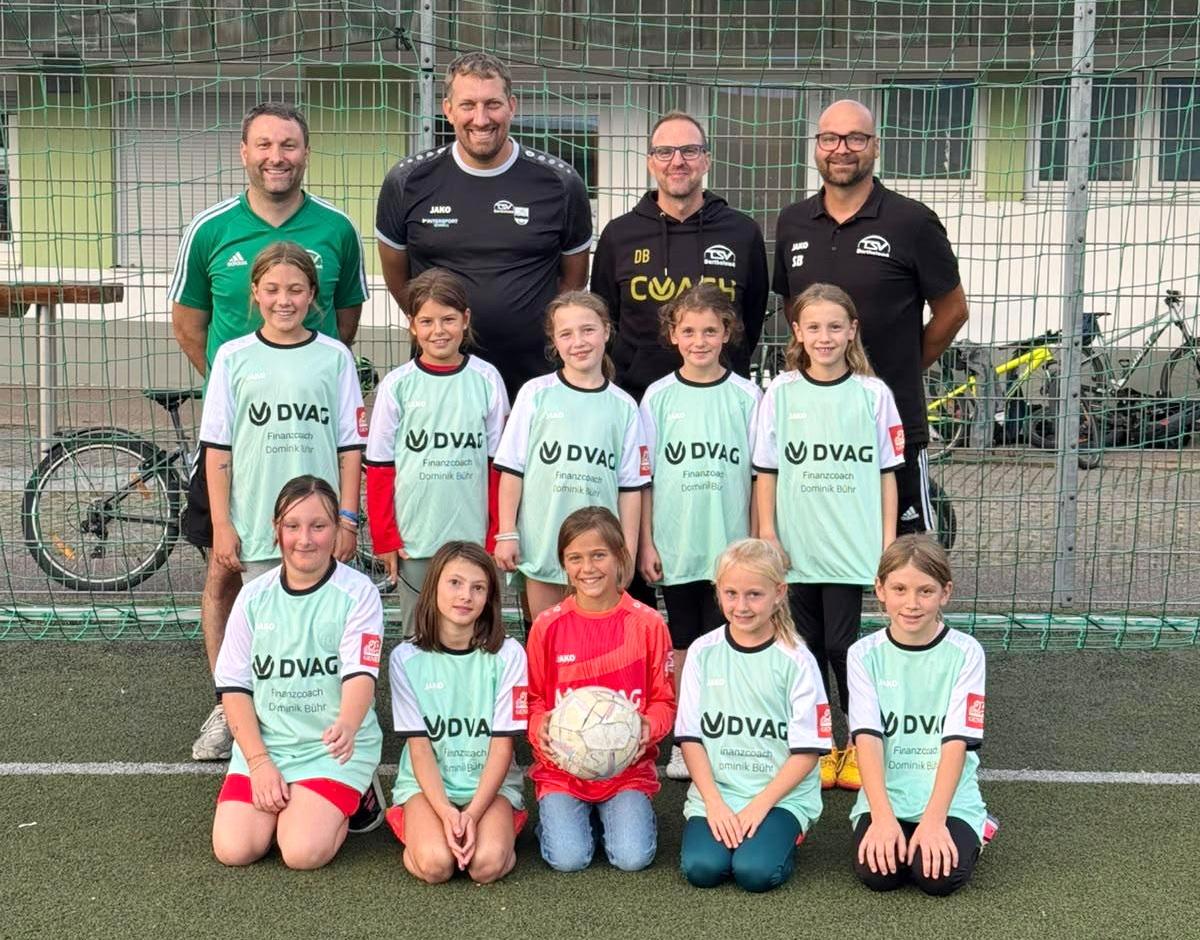 Neue Trikots für unsere F-Juniorinnen